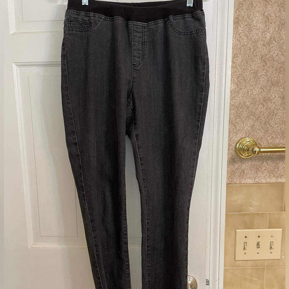 Chico’s strait leg jeans from Platinum collection. Size 1.5.